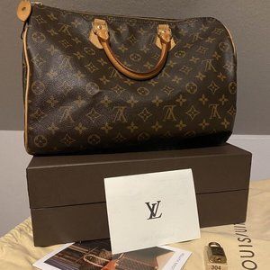 Authentic Louis Vuitton Speedy 35 Monogram w/Lock /Keys, Receipt, Dust Bag, Box